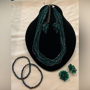 Aurora Borealis vintage beaded jewelry set